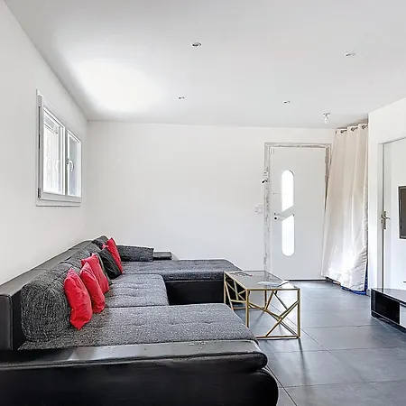 Maison Spacieuse Equipee Dolet Apartment